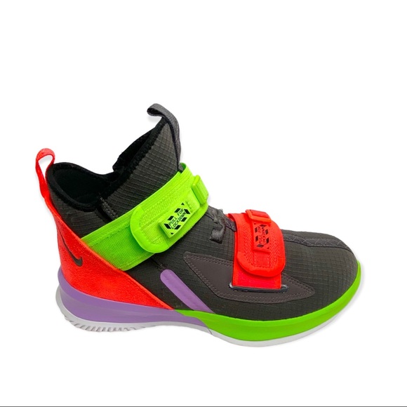 LEBRON SOLDIER | XIII basketball shoes - Picture 1 of 13